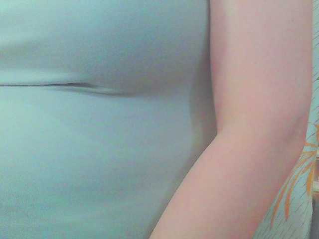 KeepmepregO live cam on BongaCams