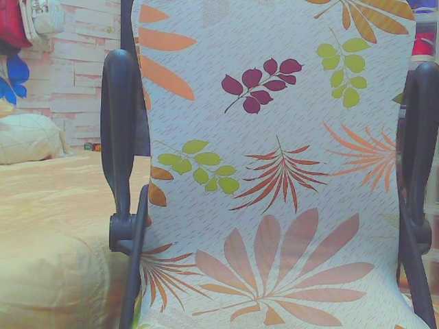 KeepmepregO live cam on BongaCams