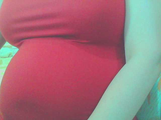KeepmepregO live cam on BongaCams