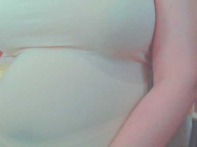 KeepmepregO live cam on BongaCams