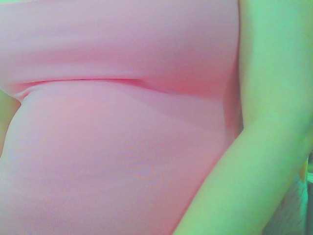 KeepmepregO live cam on BongaCams