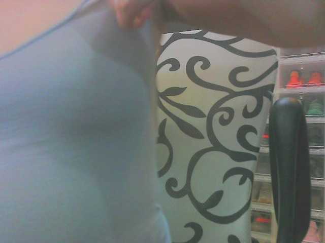 KeepmepregO live cam on BongaCams