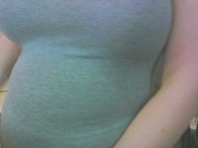 KeepmepregO live cam on BongaCams