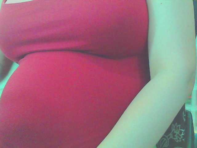 KeepmepregO live cam on BongaCams