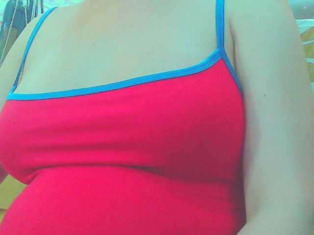 KeepmepregO live cam on BongaCams