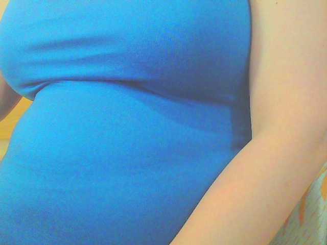 KeepmepregO live cam on BongaCams