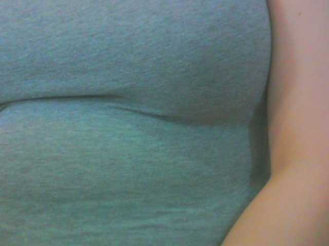 KeepmepregO live cam on BongaCams