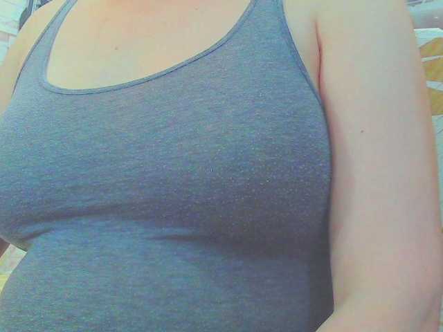 KeepmepregO live cam on BongaCams