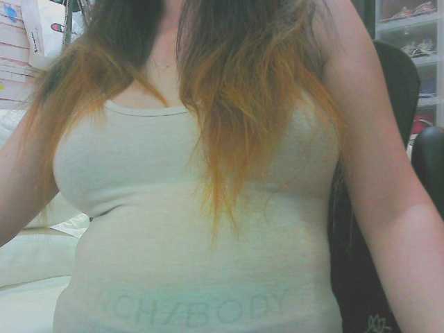 KeepmepregO live cam on BongaCams