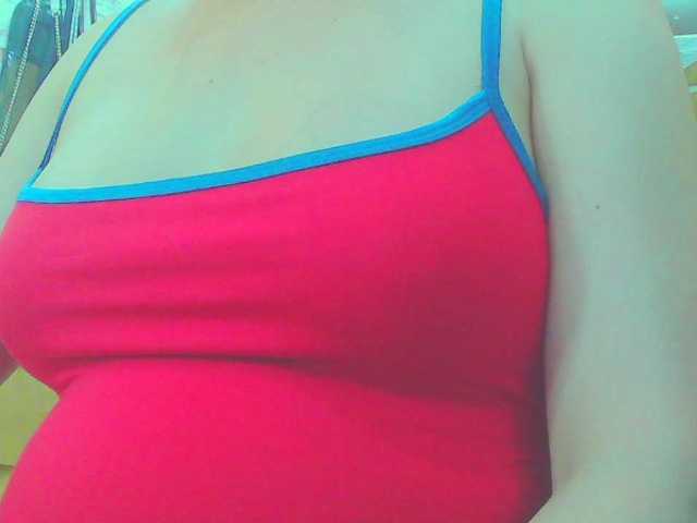 KeepmepregO live cam on BongaCams