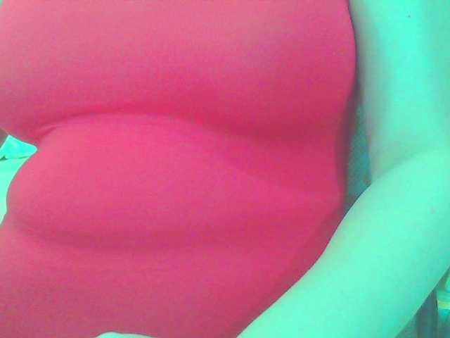 KeepmepregO live cam on BongaCams