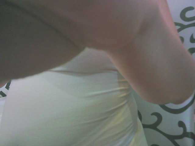 KeepmepregO live cam on BongaCams