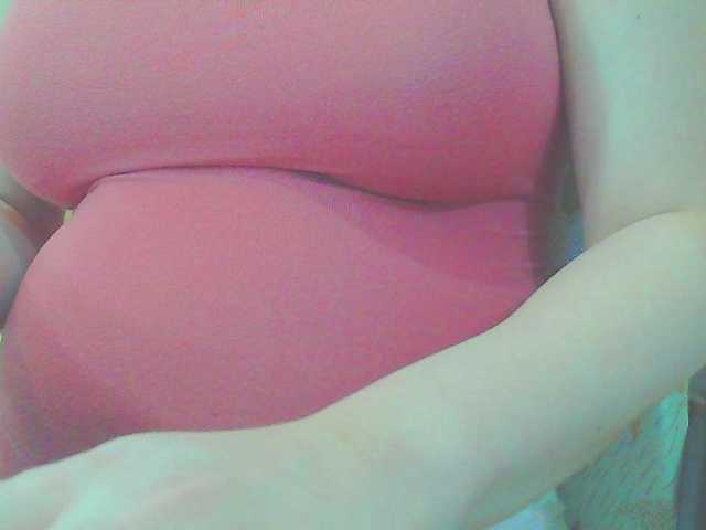 KeepmepregO live cam on BongaCams