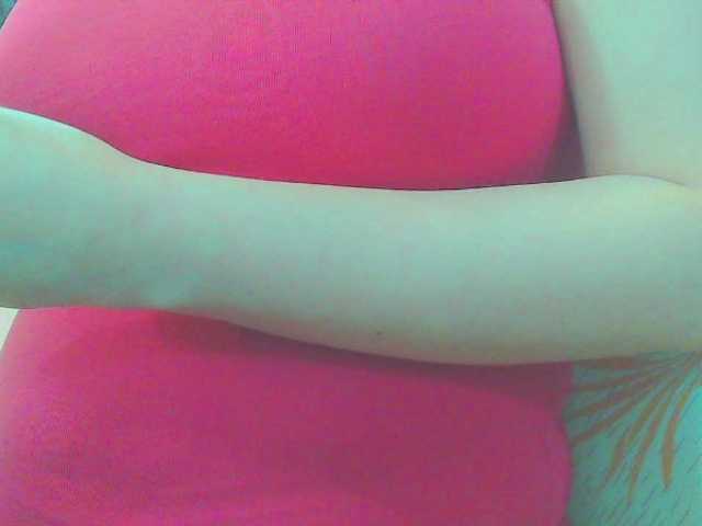 KeepmepregO live cam on BongaCams