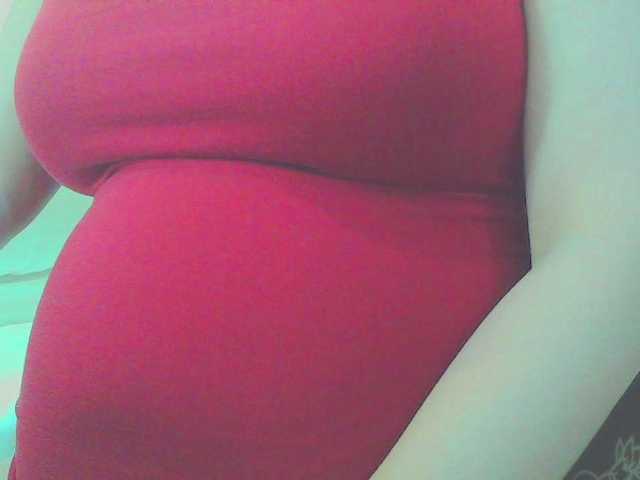 KeepmepregO live cam on BongaCams