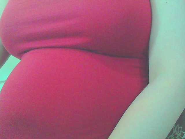 KeepmepregO live cam on BongaCams
