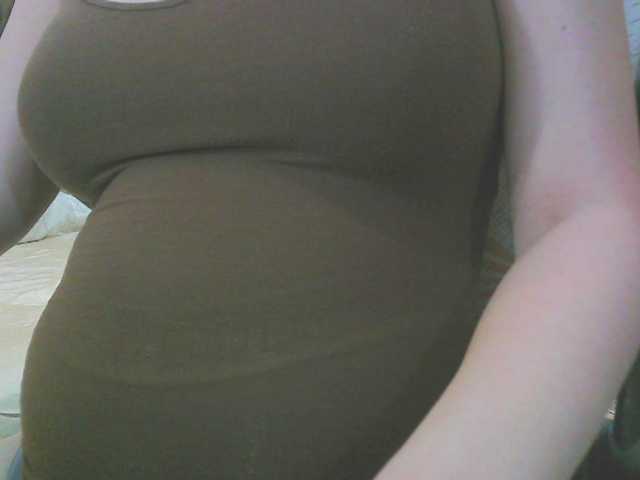 KeepmepregO live cam on BongaCams