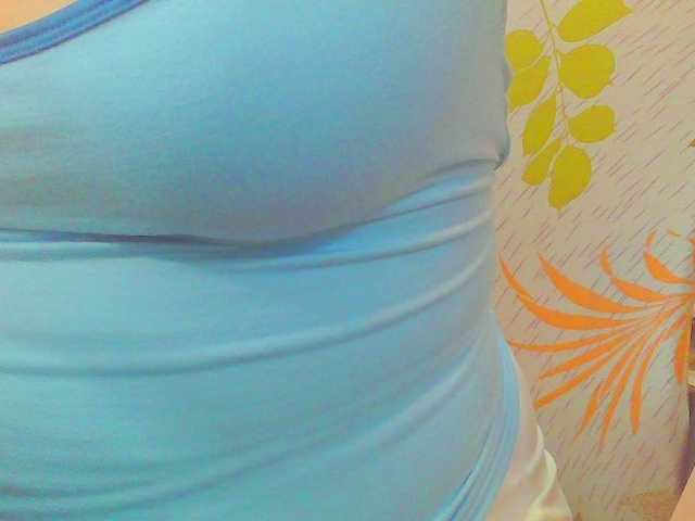 KeepmepregO live cam on BongaCams