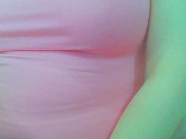 KeepmepregO live cam on BongaCams