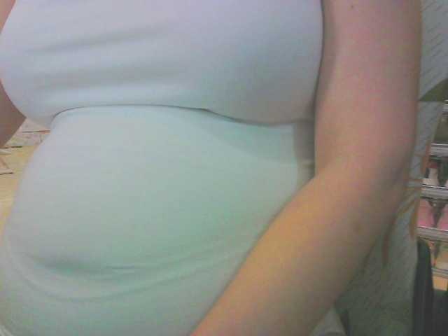 KeepmepregO live cam on BongaCams