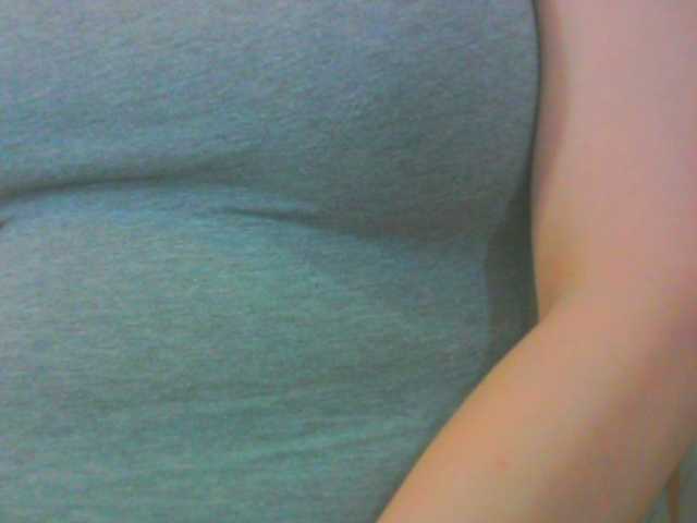 KeepmepregO live cam on BongaCams