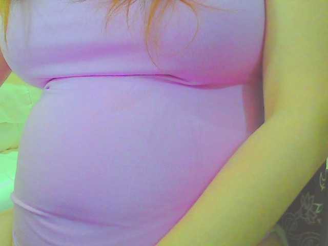 KeepmepregO live cam on BongaCams