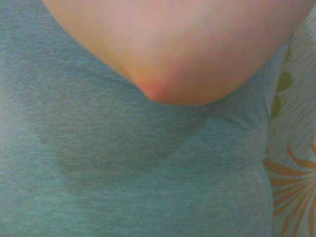 KeepmepregO live cam on BongaCams