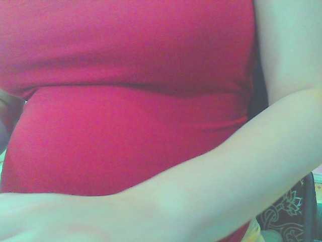 KeepmepregO live cam on BongaCams