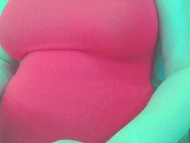 KeepmepregO live cam on BongaCams
