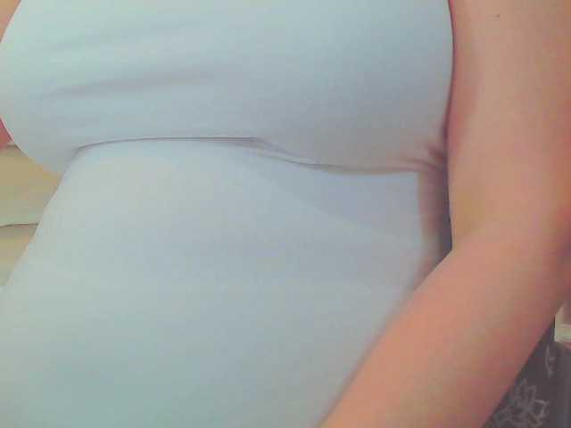 KeepmepregO live cam on BongaCams