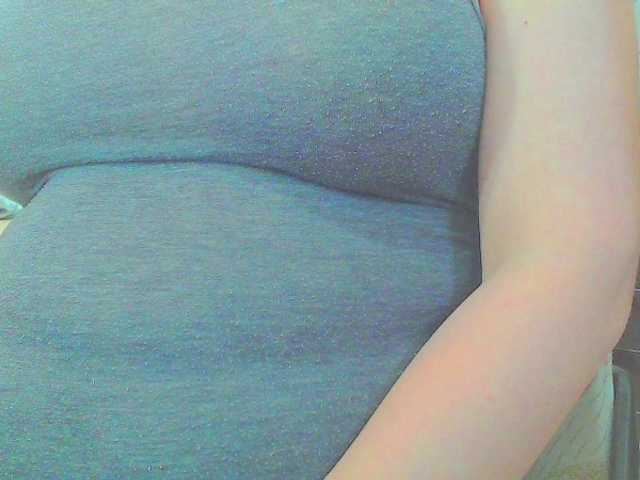 KeepmepregO live cam on BongaCams