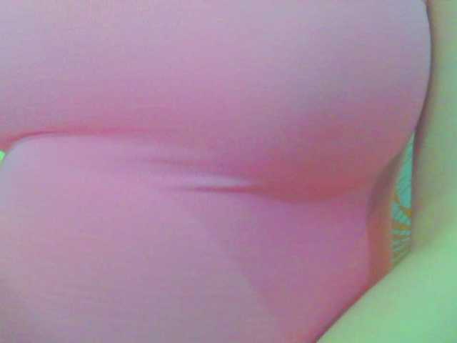 KeepmepregO live cam on BongaCams
