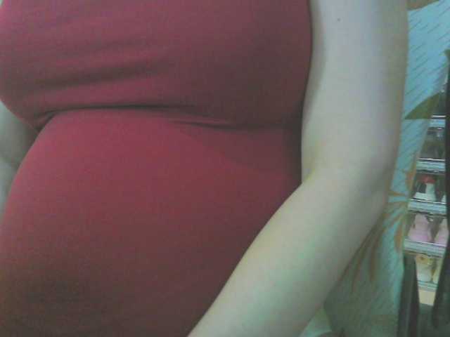 KeepmepregO live cam on BongaCams