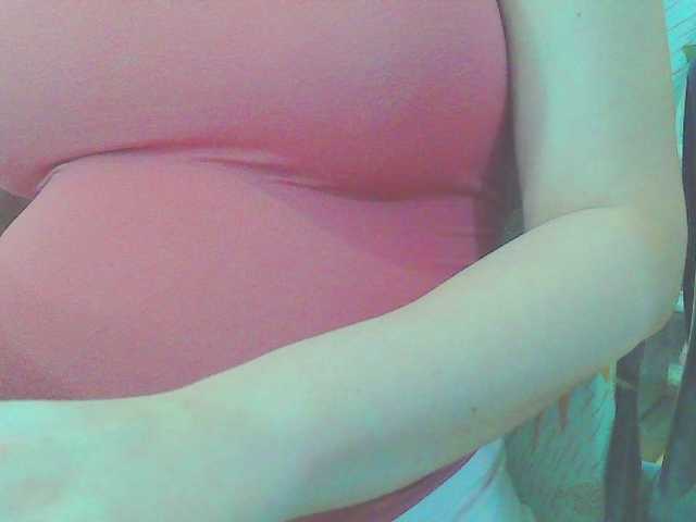 KeepmepregO live cam on BongaCams