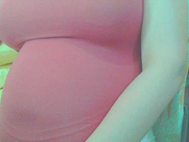 KeepmepregO live cam on BongaCams
