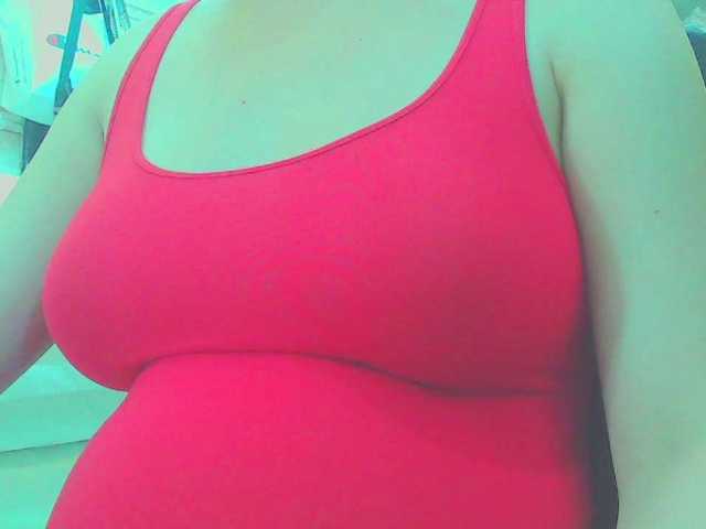 KeepmepregO live cam on BongaCams