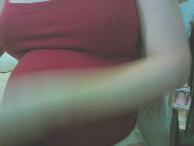 KeepmepregO live cam on BongaCams