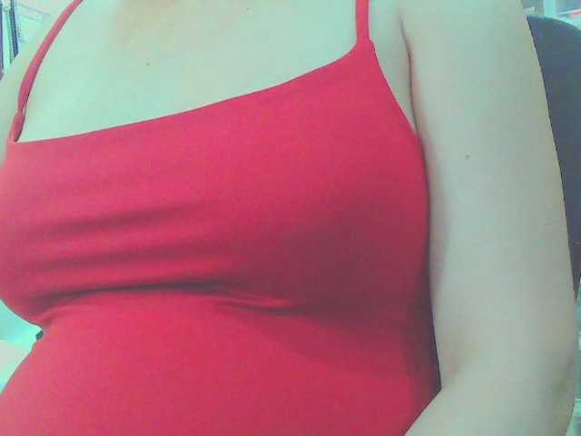 KeepmepregO live cam on BongaCams