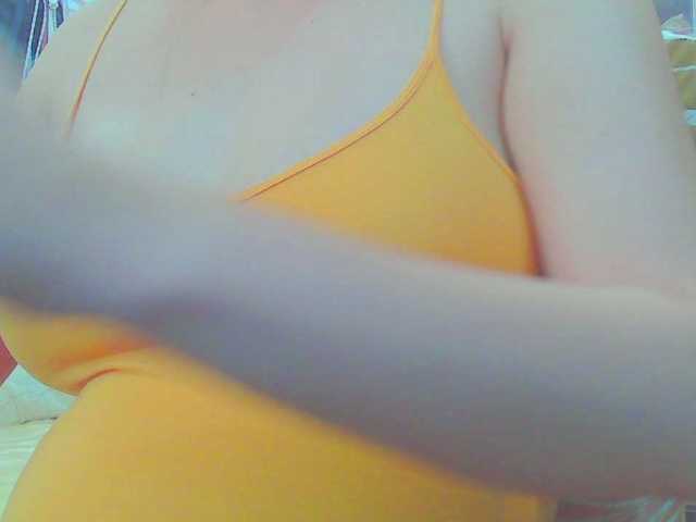 KeepmepregO live cam on BongaCams