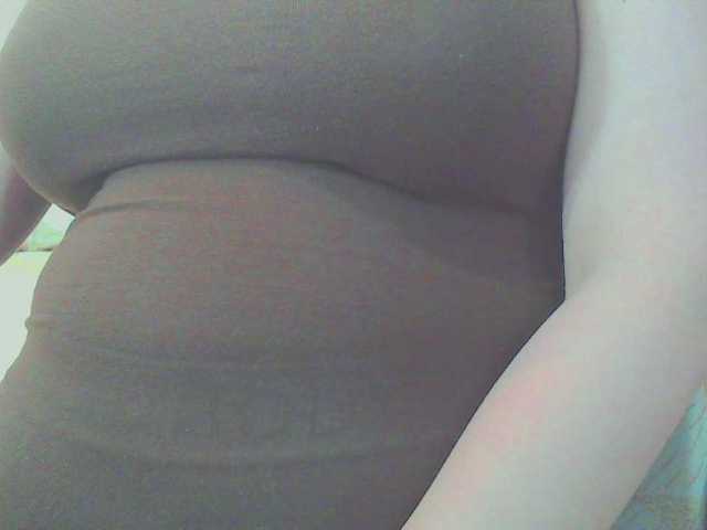 KeepmepregO live cam on BongaCams