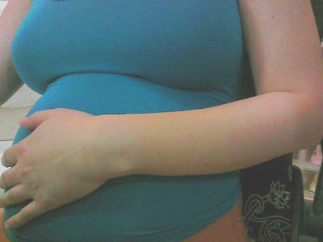 KeepmepregO live cam on BongaCams