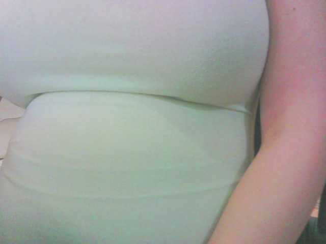 KeepmepregO live cam on BongaCams