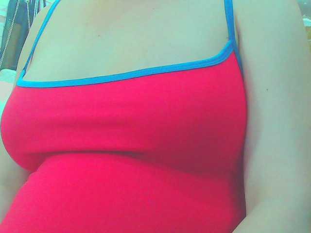 KeepmepregO live cam on BongaCams