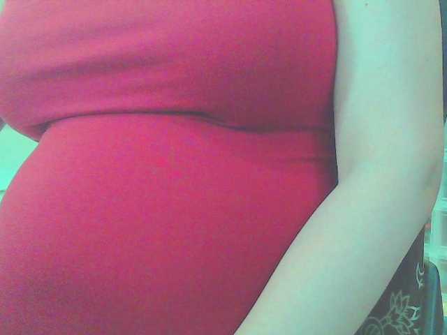 KeepmepregO live cam on BongaCams