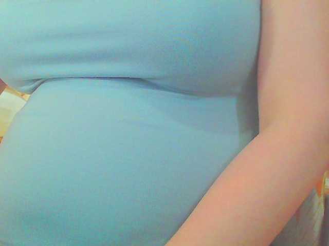 KeepmepregO live cam on BongaCams