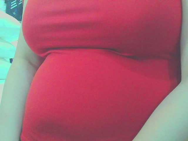 KeepmepregO live cam on BongaCams