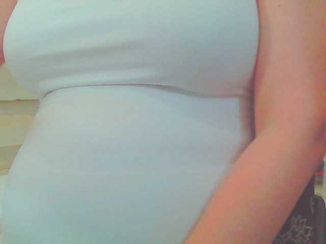 KeepmepregO live cam on BongaCams