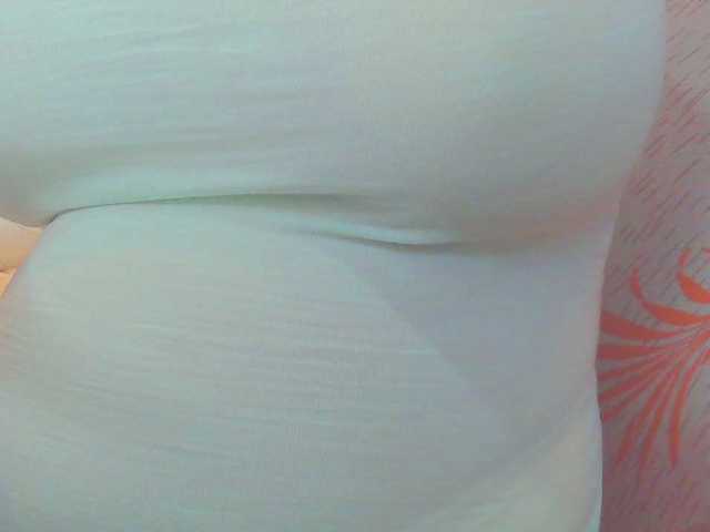 KeepmepregO live cam on BongaCams