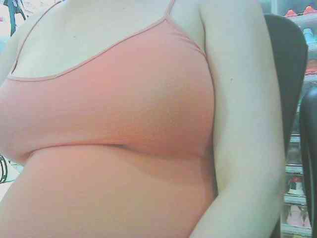 keepmepregO webcam