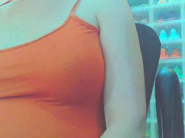 keepmepregO webcam